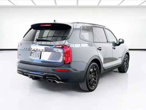 More photos of 2022 Kia Telluride SX at STG Chandler, AZ