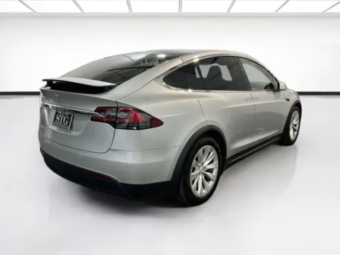 More photos of 2018 Tesla Model X 75D at STG Chandler, AZ