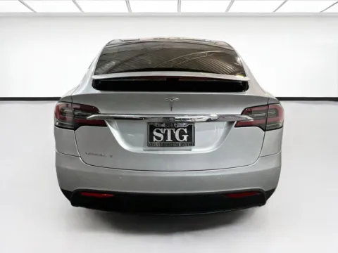 More photos of 2018 Tesla Model X 75D at STG Chandler, AZ