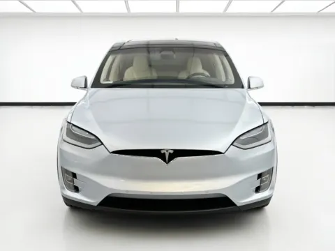 Photos of 2018 Tesla Model X 75D for sale in Chandler, AZ at STG Chandler