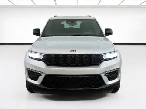 Photos of 2025 Jeep Grand Cherokee Limited for sale in Chandler, AZ at STG Chandler