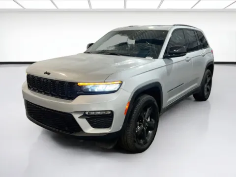 Silver 2025 Jeep Grand Cherokee Limited for sale in Chandler, AZ