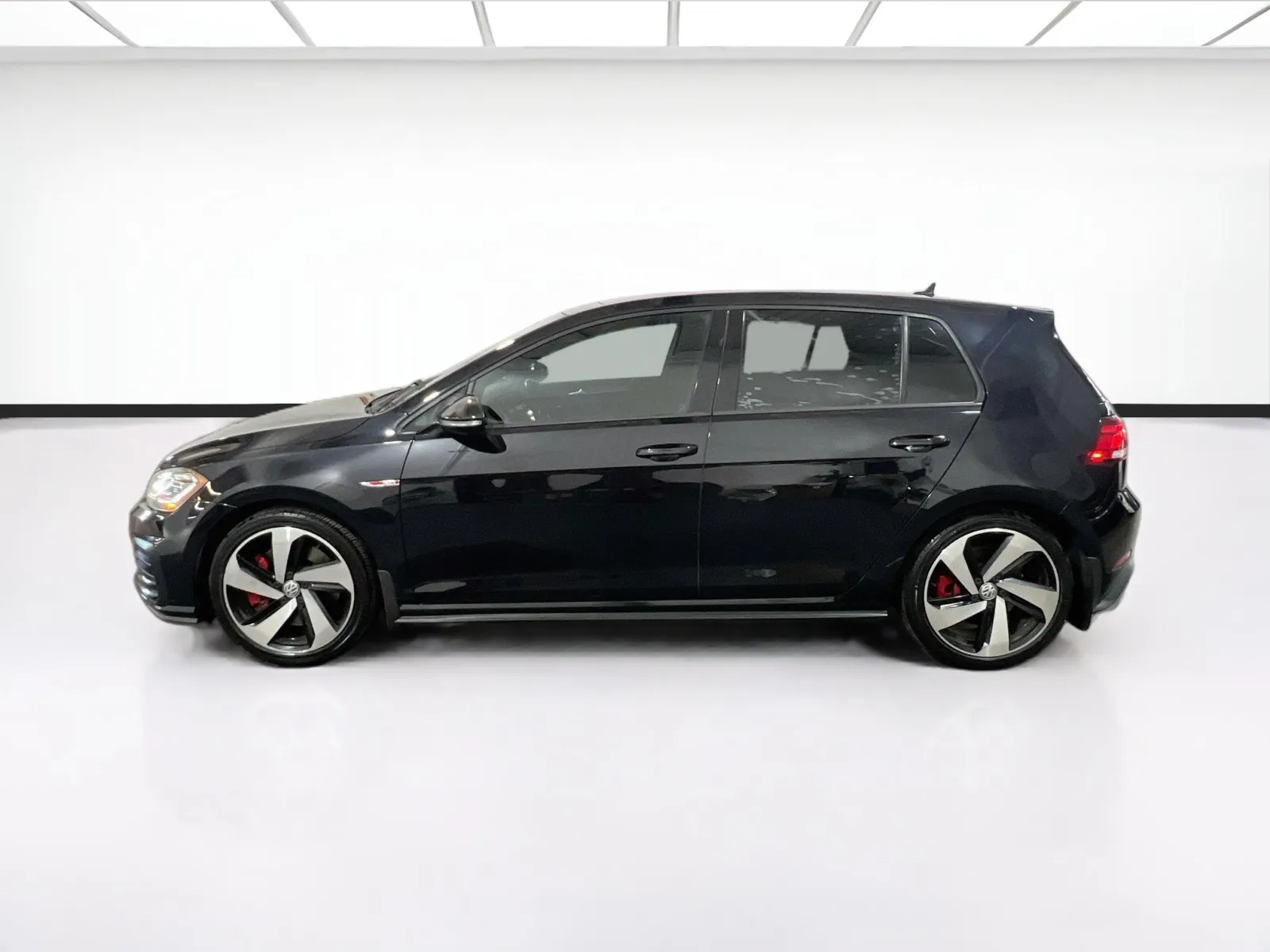 Volkswagen Golf GTI photo 24