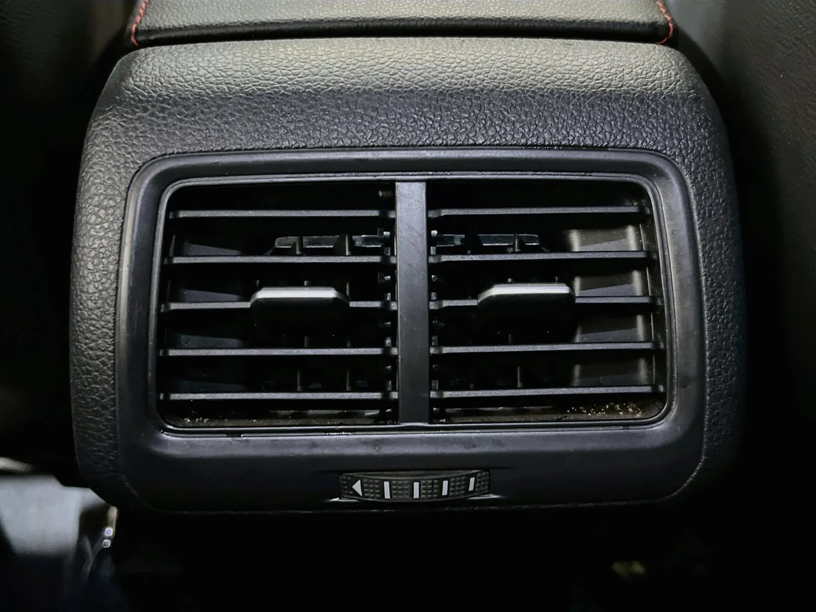Volkswagen Golf GTI photo 19