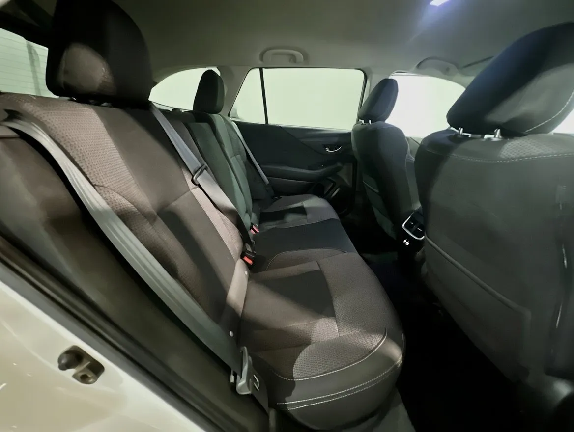 2024 Subaru Outback Premium - Photo 19