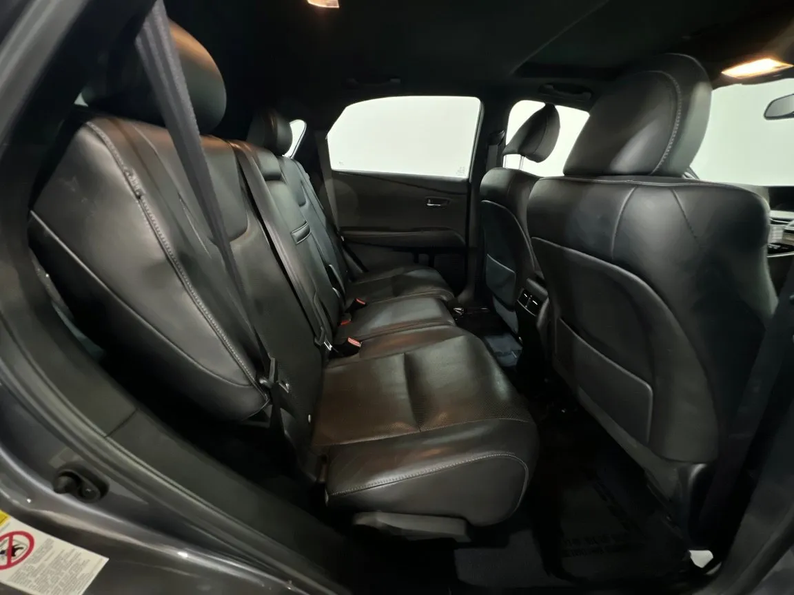 Lexus RX photo 21
