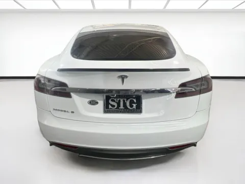 More photos of 2013 Tesla Model S Performance at STG Chandler, AZ