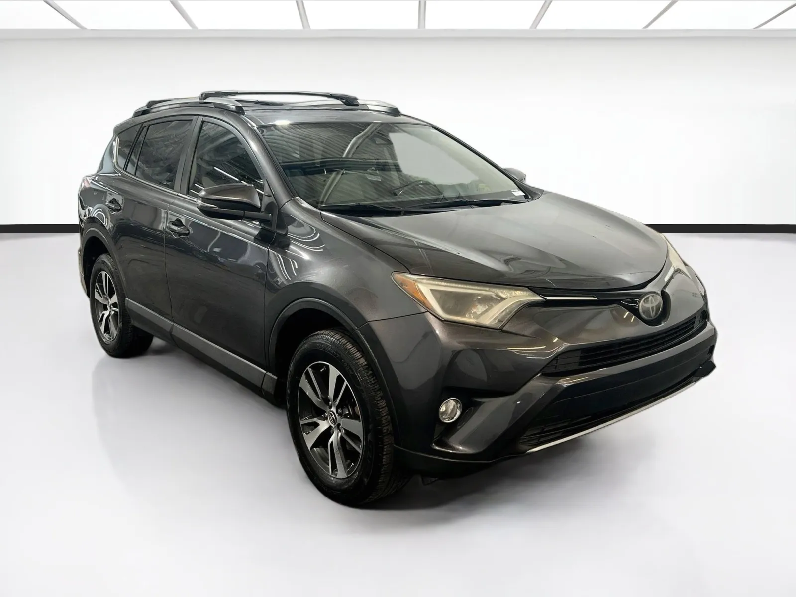 Toyota RAV4 photo 3
