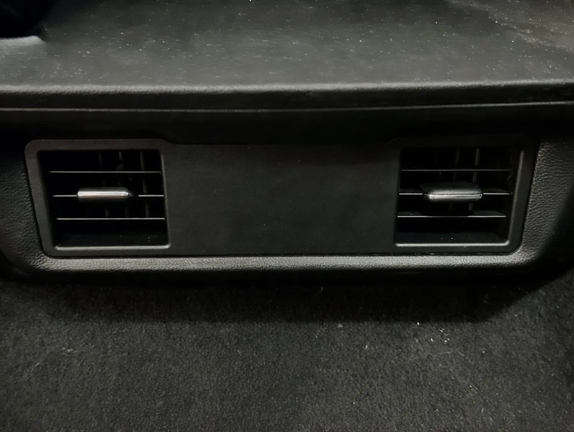 Chevrolet Silverado photo 17