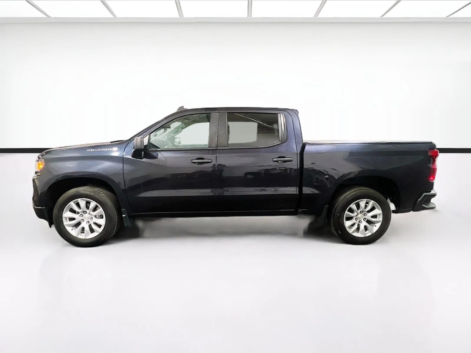 Chevrolet Silverado photo 21