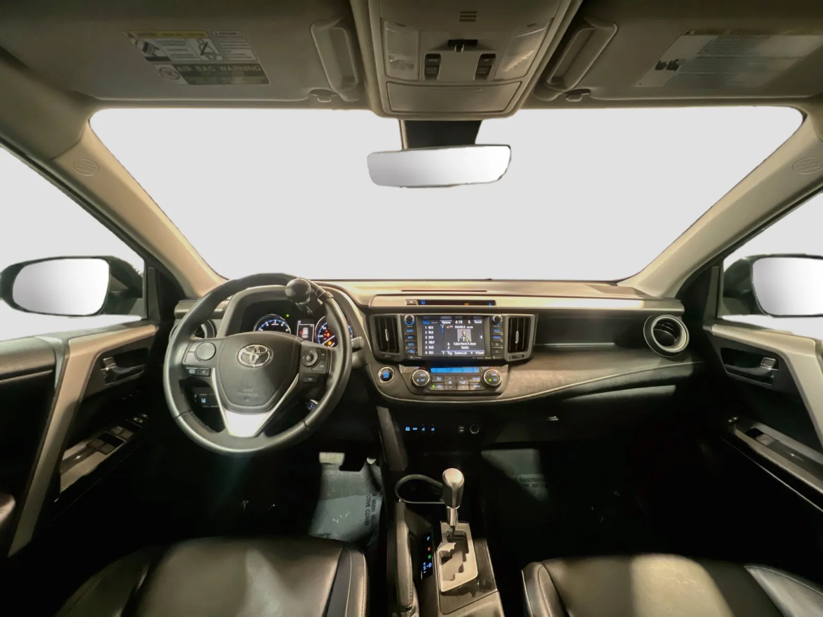 Toyota RAV4 photo 16