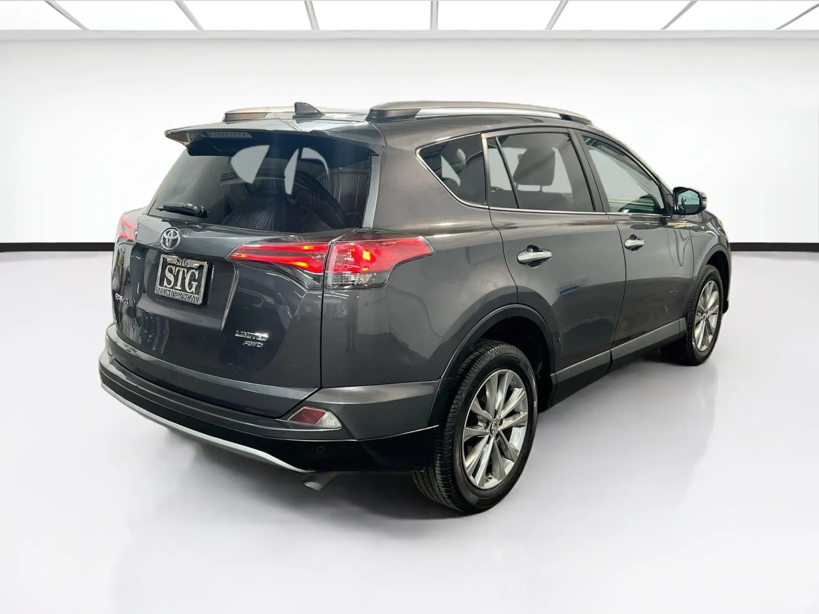 Toyota RAV4 photo 4