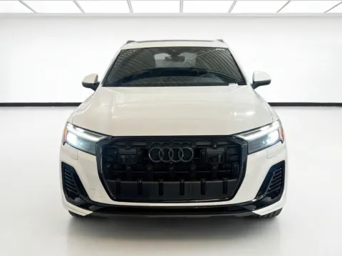 Photos of 2025 Audi Q7 Premium Plus for sale in Chandler, AZ at STG Chandler