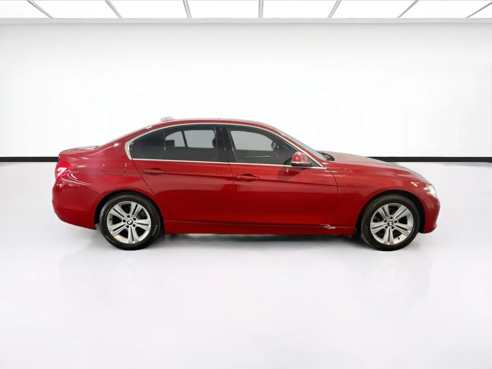 BMW 3 Series photo 24