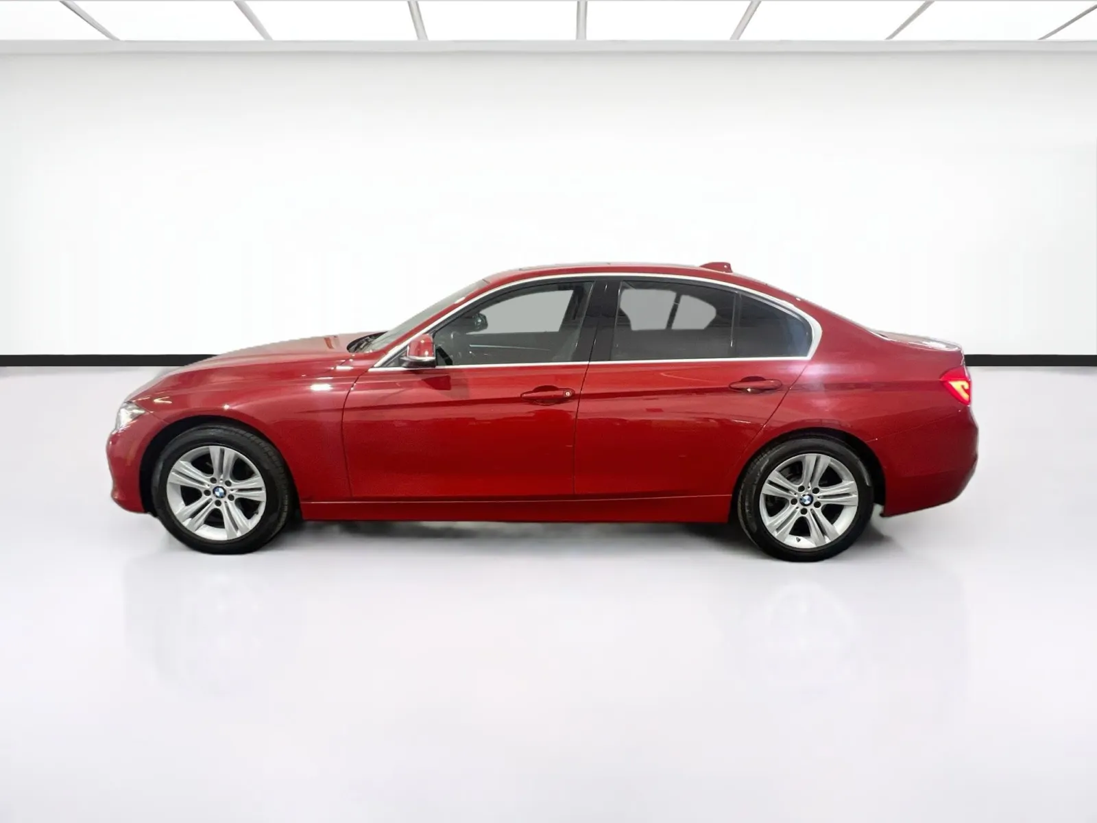 BMW 3 Series photo 23