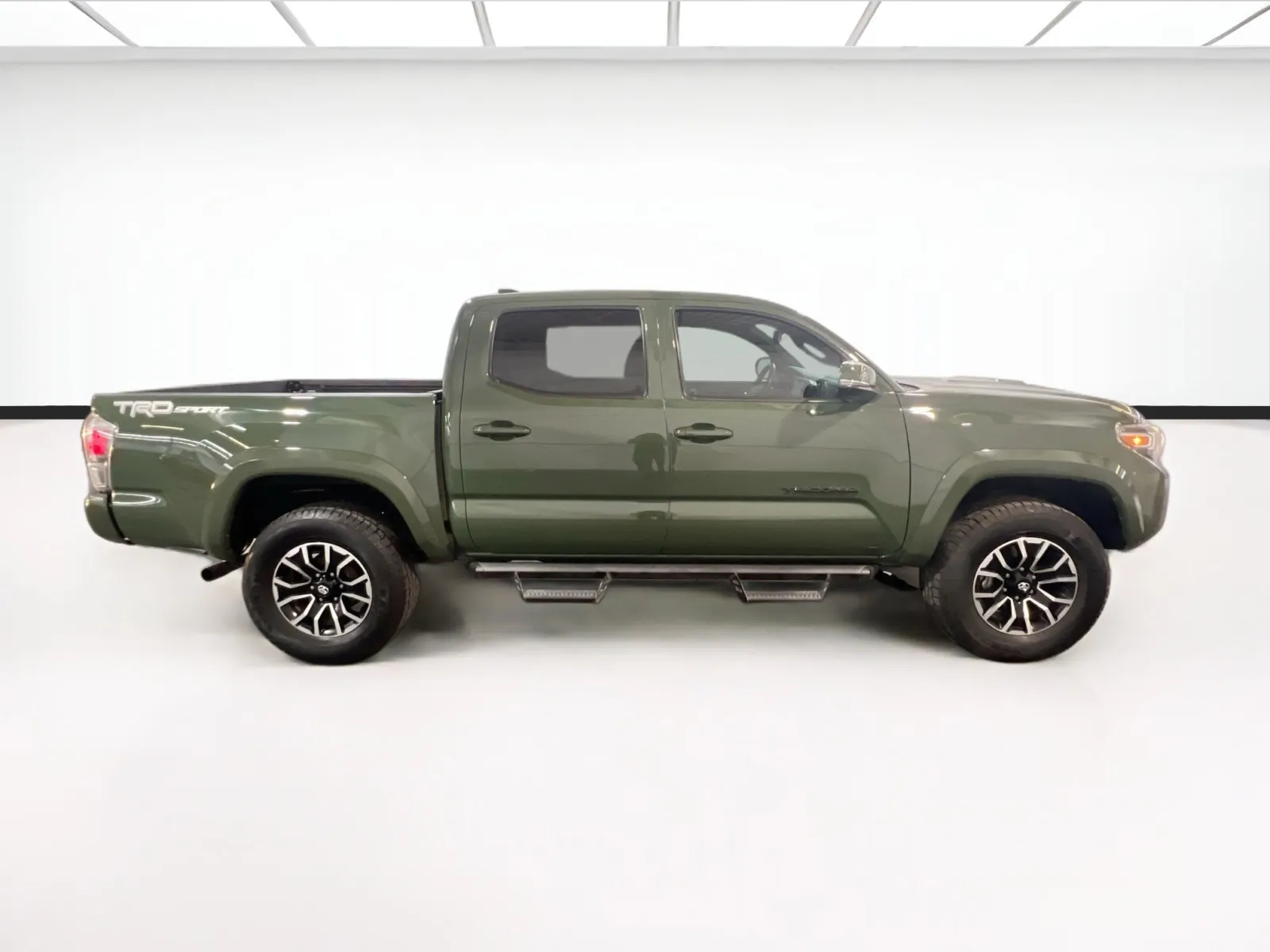 Toyota Tacoma photo 22