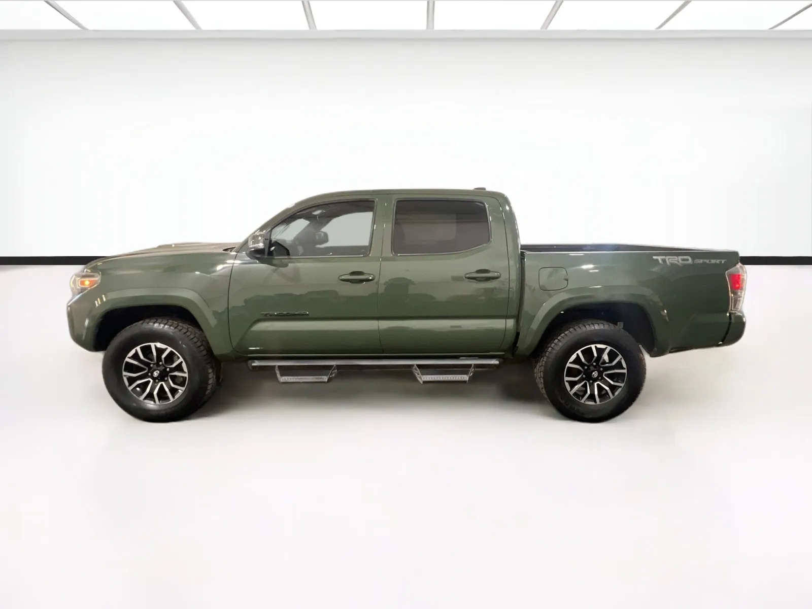 Toyota Tacoma photo 21