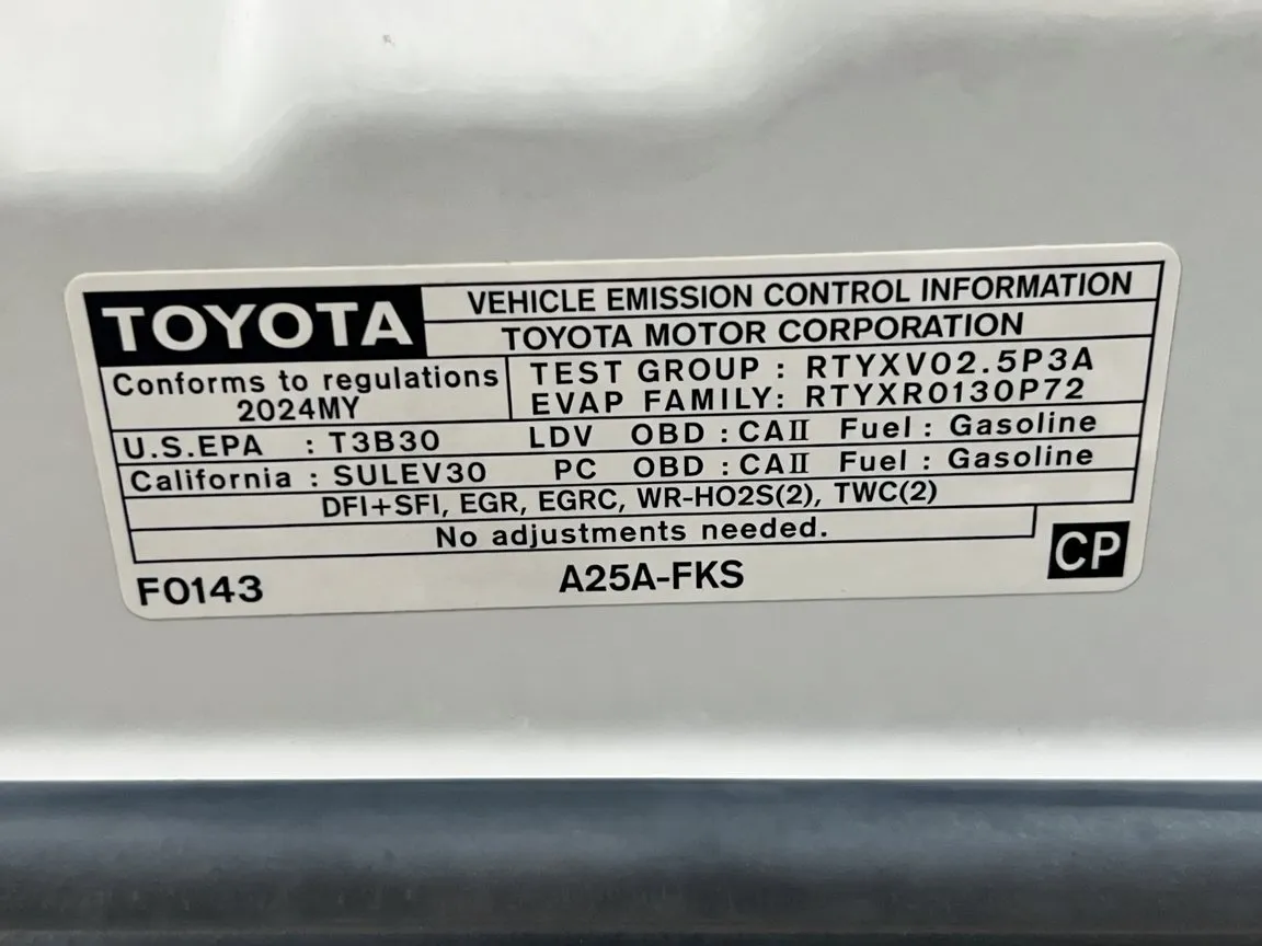 Toyota Camry photo 21