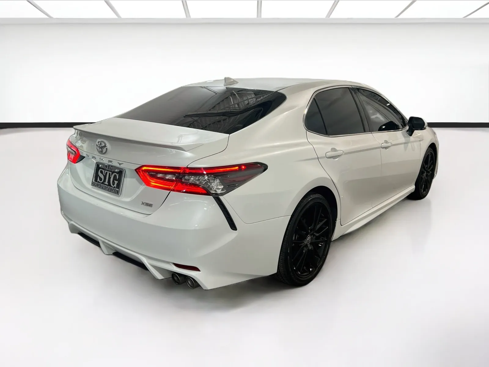 Toyota Camry photo 4