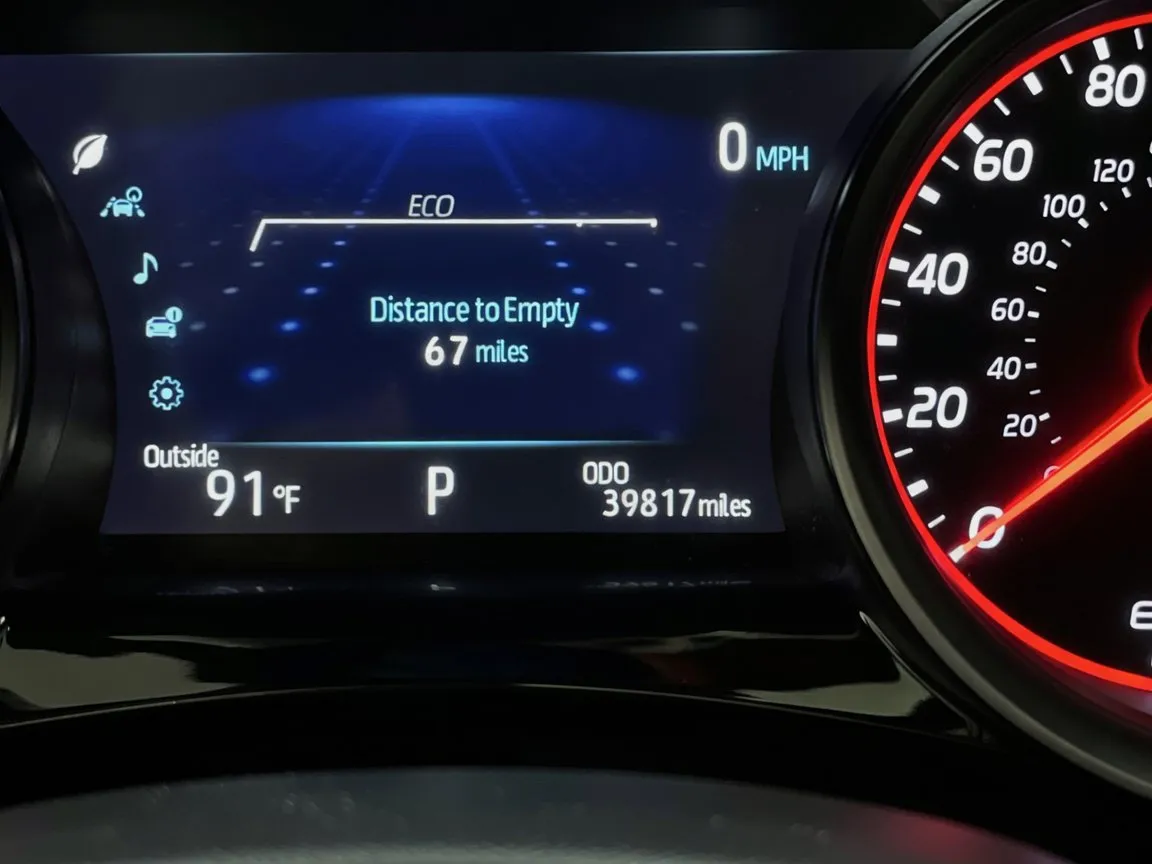 Toyota Camry photo 8