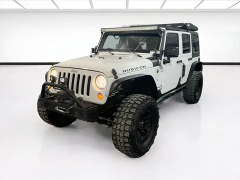 White 2014 Jeep Wrangler Unlimited Rubicon for sale in Chandler, AZ