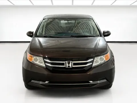 Photos of 2016 Honda Odyssey SE for sale in Chandler, AZ at STG Chandler
