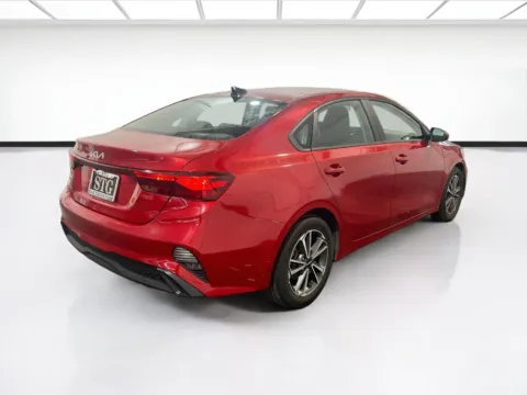 More photos of 2022 Kia Forte LXS at STG Chandler, AZ