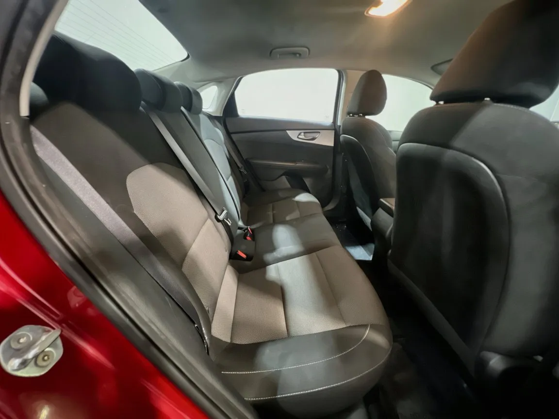 Kia Forte photo 18
