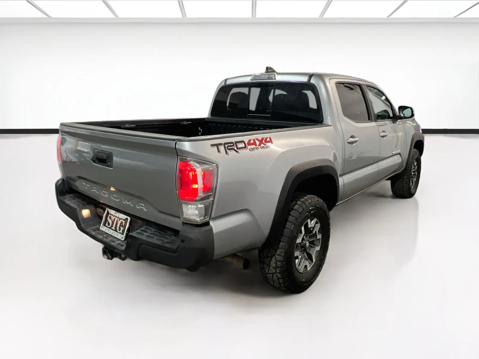 Toyota Tacoma photo 4