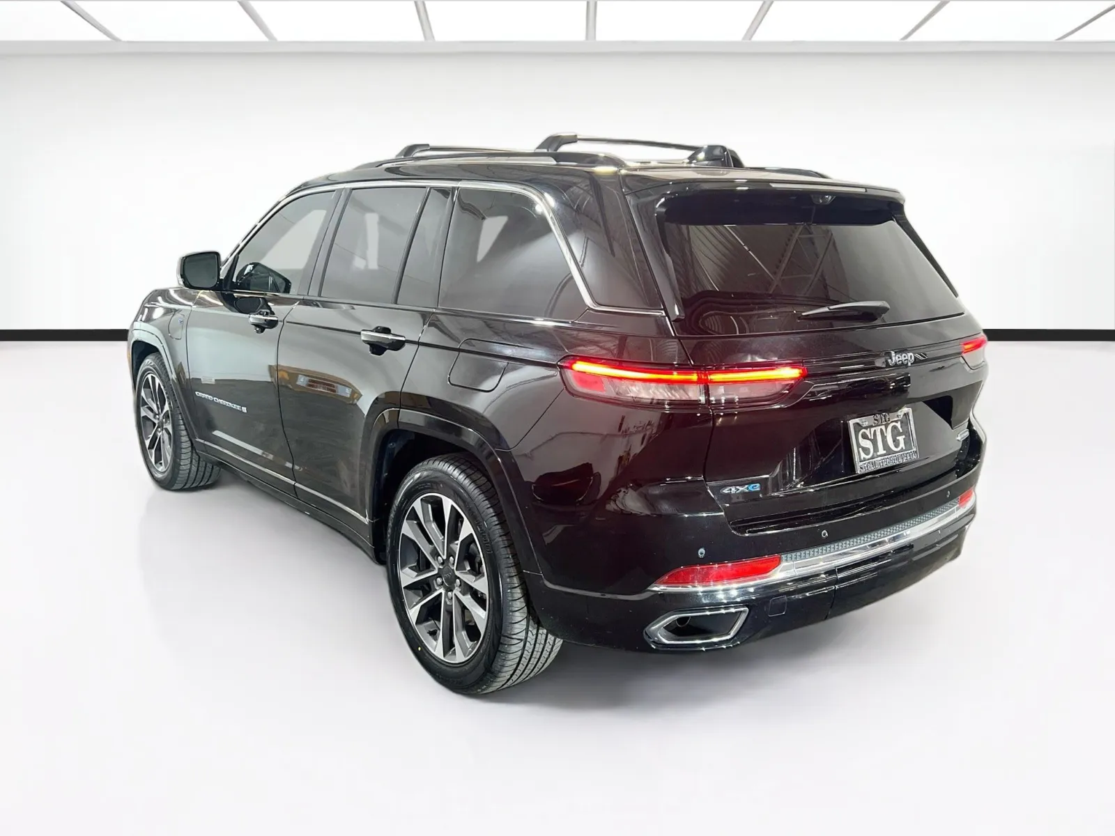 Jeep Grand Cherokee photo 6