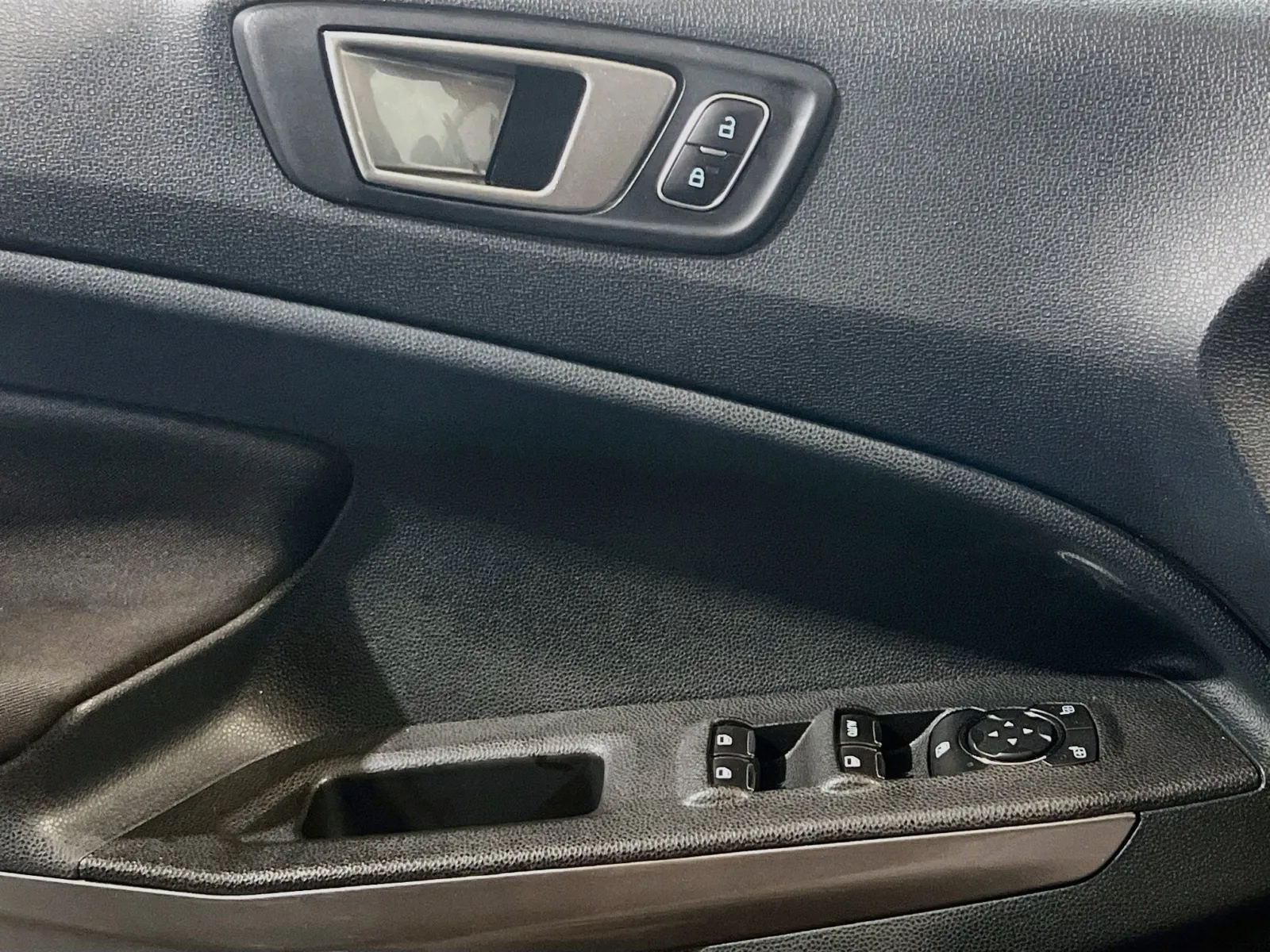Ford Ecosport photo 13