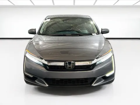 Photos of 2018 Honda Clarity Plug-In Hybrid Touring for sale in Chandler, AZ at STG Chandler