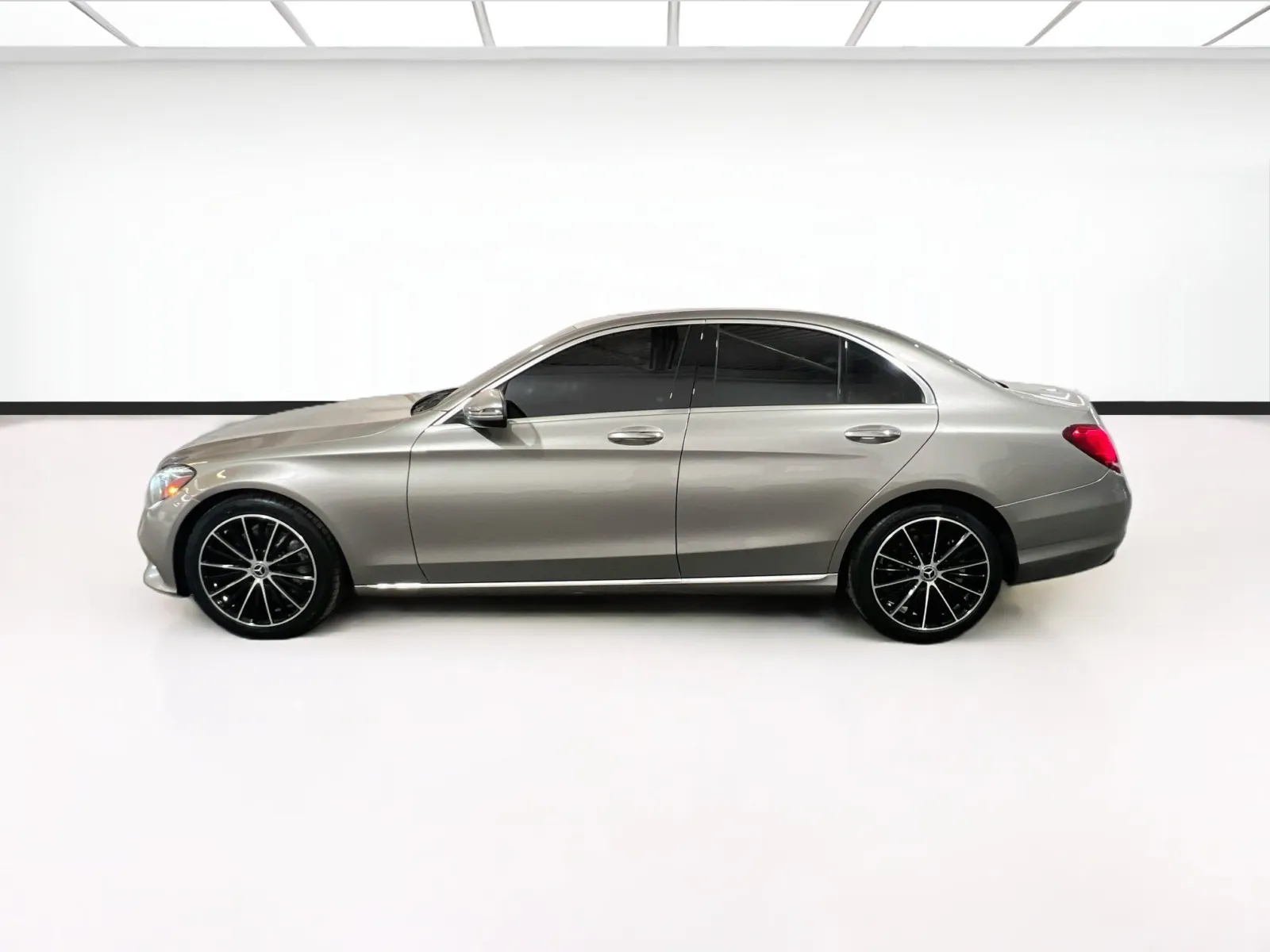 Mercedes-Benz C-Class photo 24