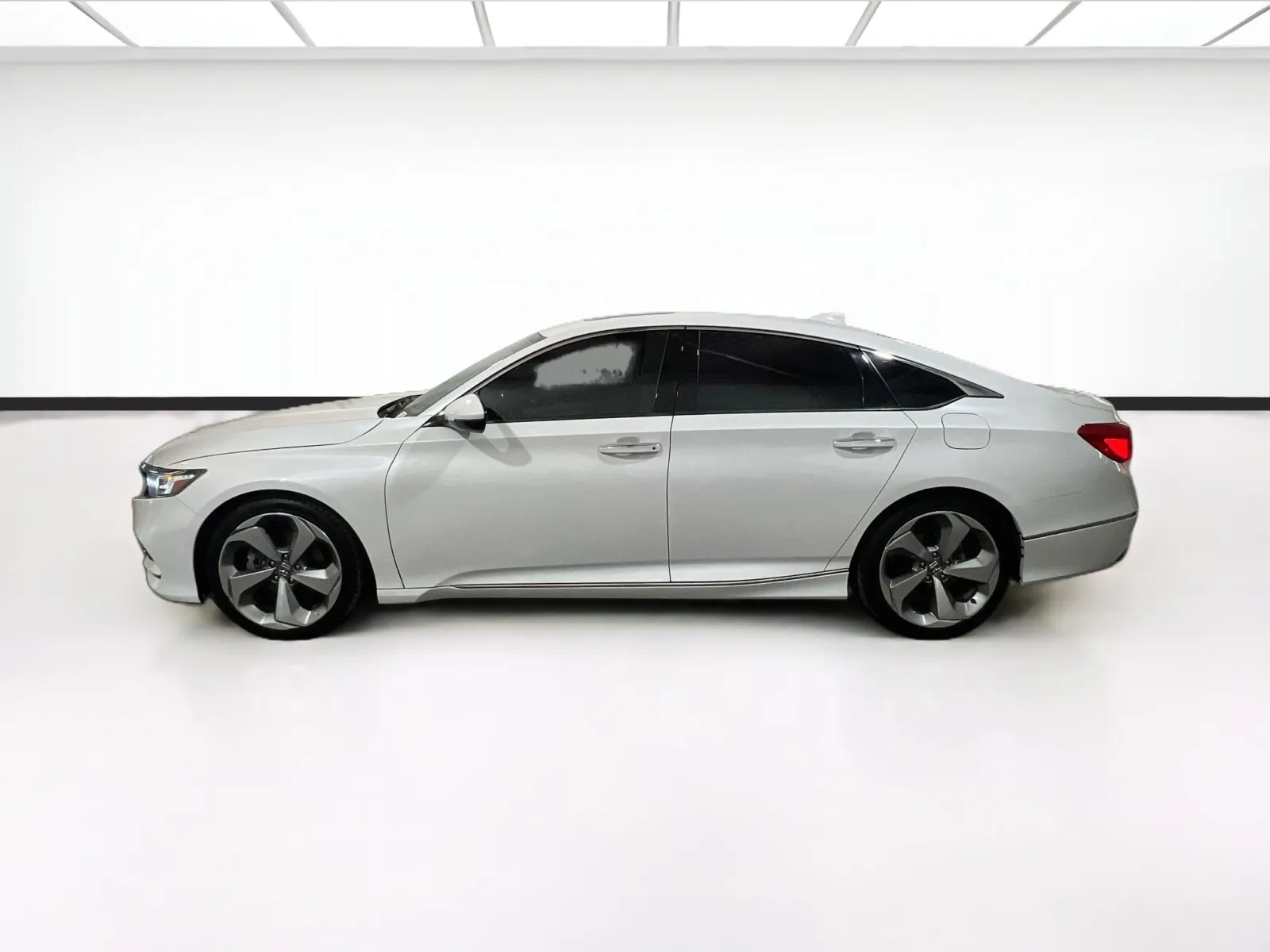 Honda Accord photo 24