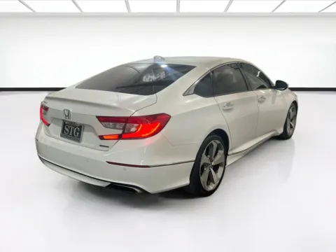 More photos of 2018 Honda Accord Sedan Touring 1.5T at STG Chandler, AZ