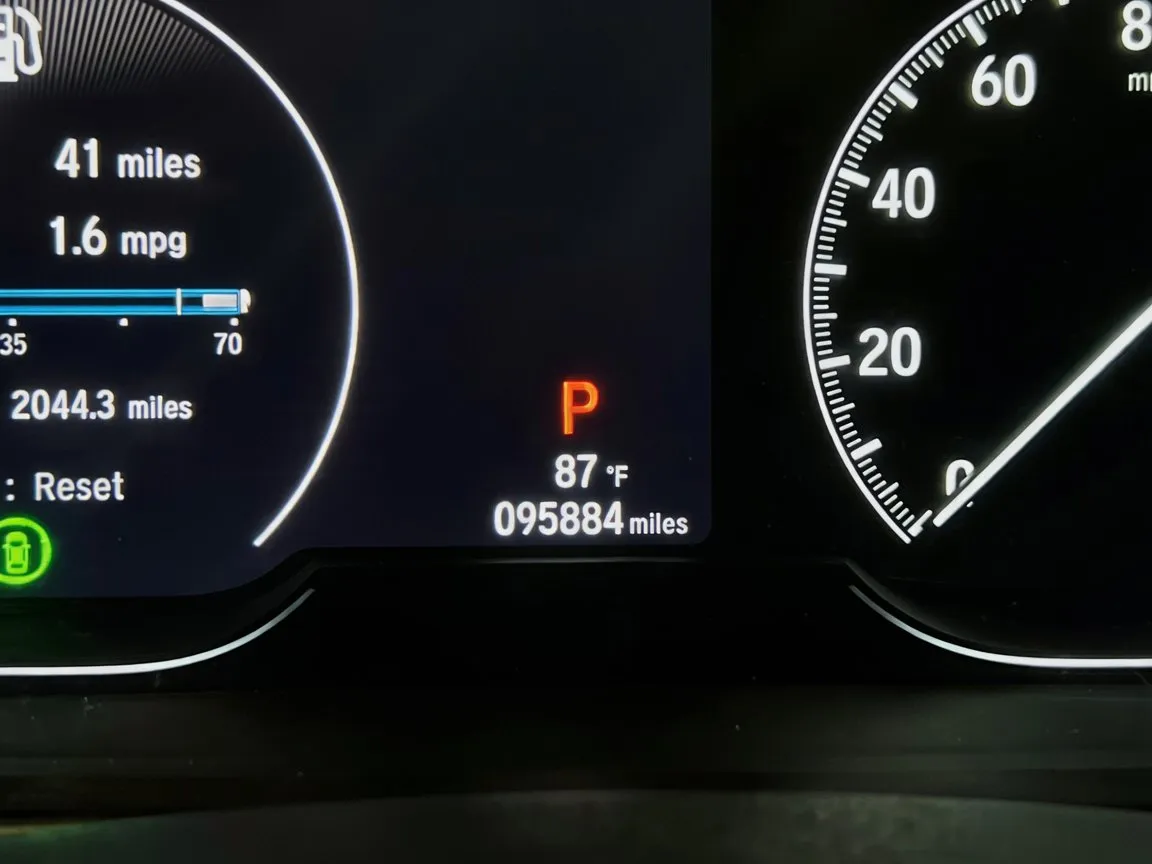 Honda Accord photo 8