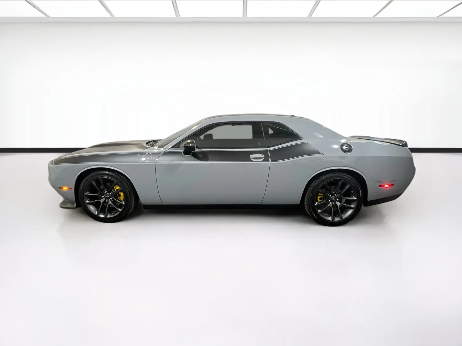 2020 Dodge Challenger R/T - Photo 21