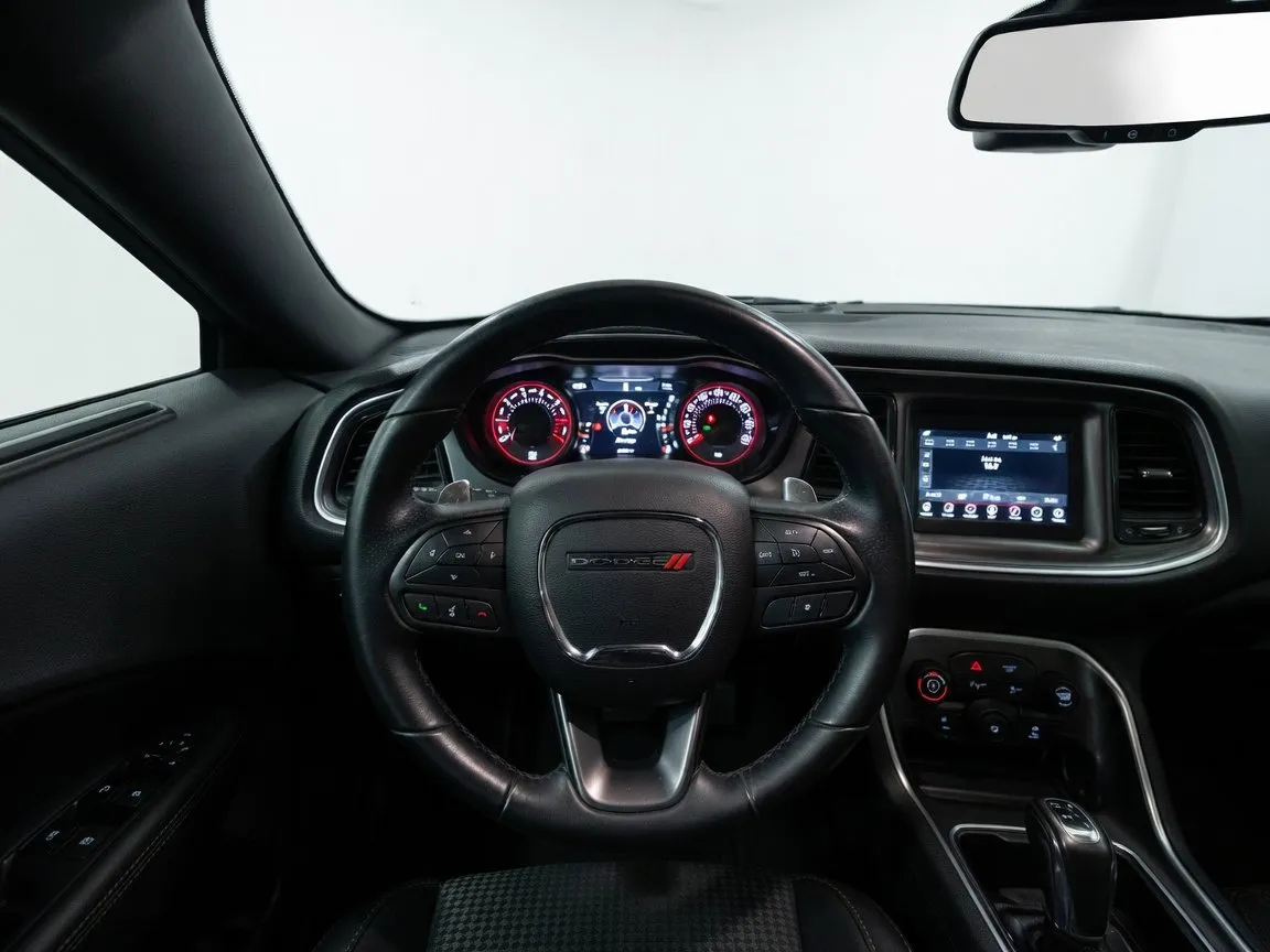 2020 Dodge Challenger R/T - Photo 7