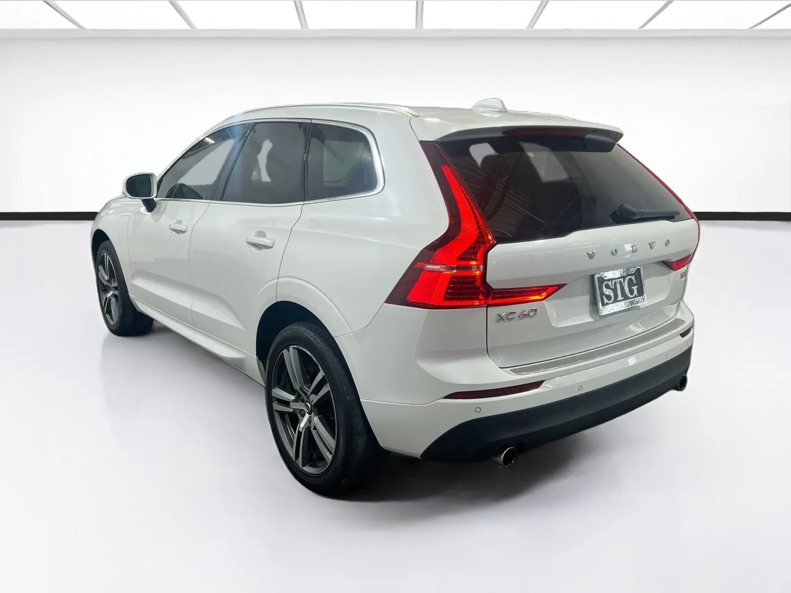 Volvo XC60 photo 6