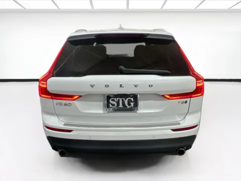 More photos of 2021 Volvo XC60 Momentum at STG Chandler, AZ