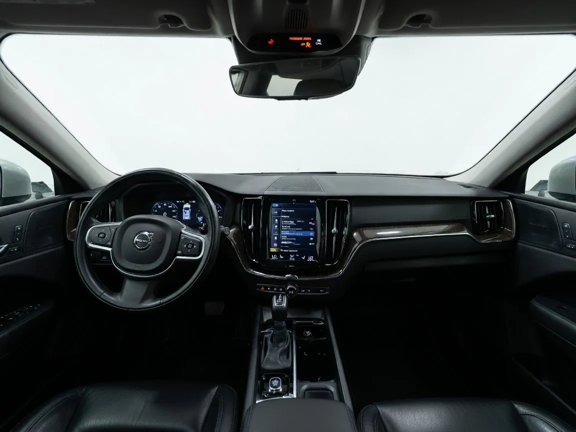 Volvo XC60 photo 18