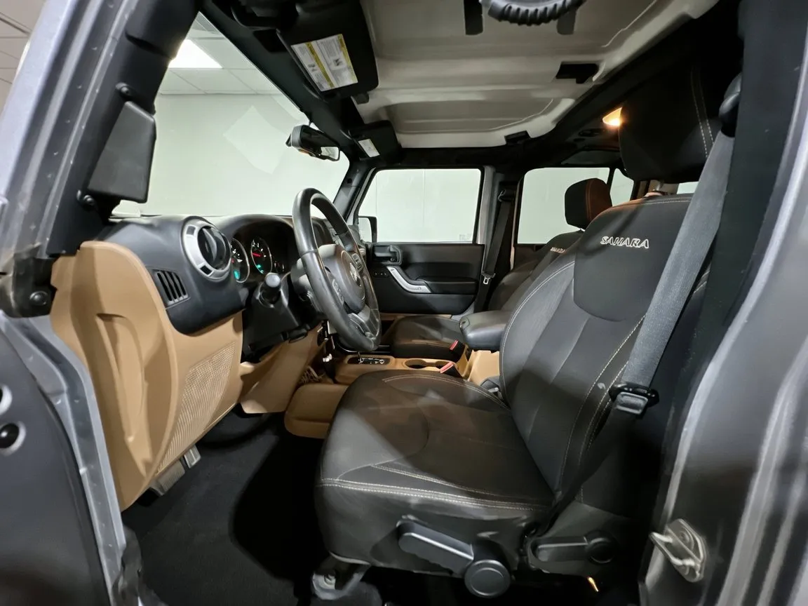 Jeep Wrangler photo 13