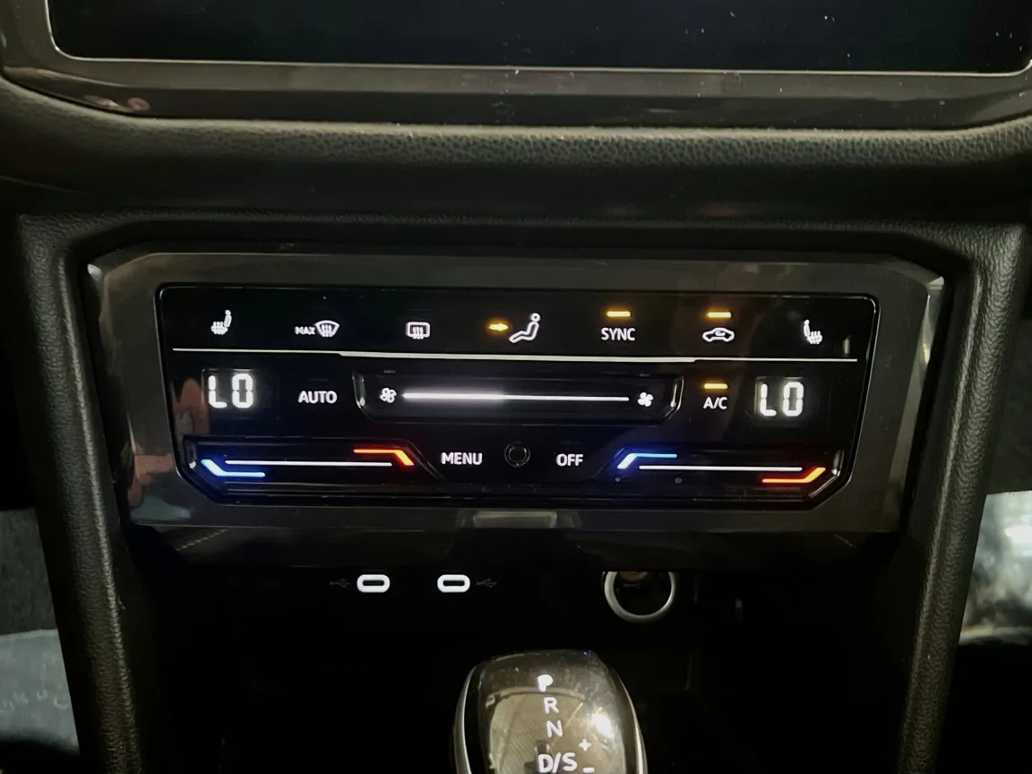 Volkswagen Tiguan photo 11