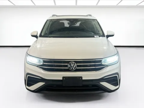 Photos of 2023 Volkswagen Tiguan SE for sale in Chandler, AZ at STG Chandler