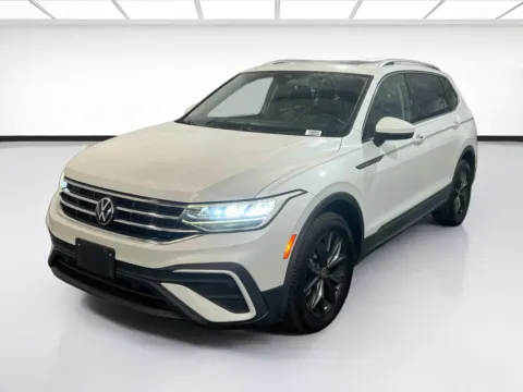 White 2023 Volkswagen Tiguan SE for sale in Chandler, AZ