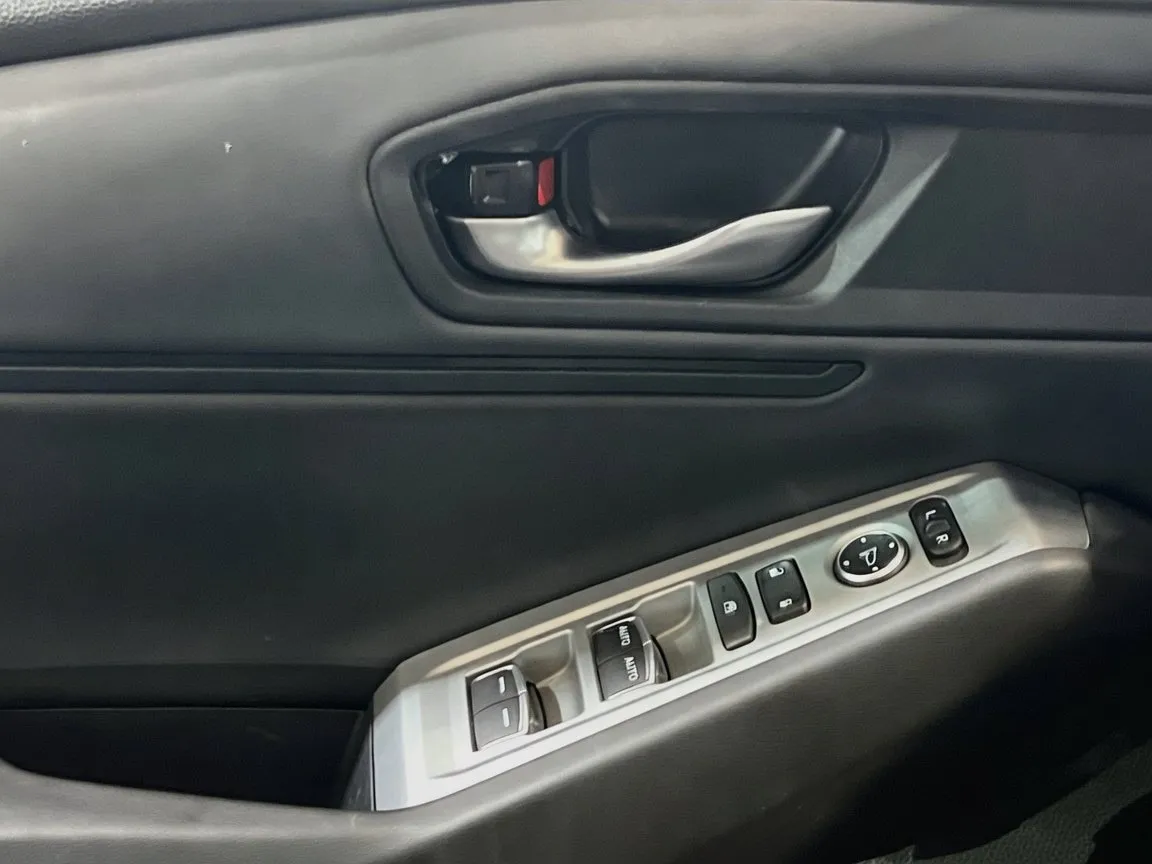 Honda Accord photo 13