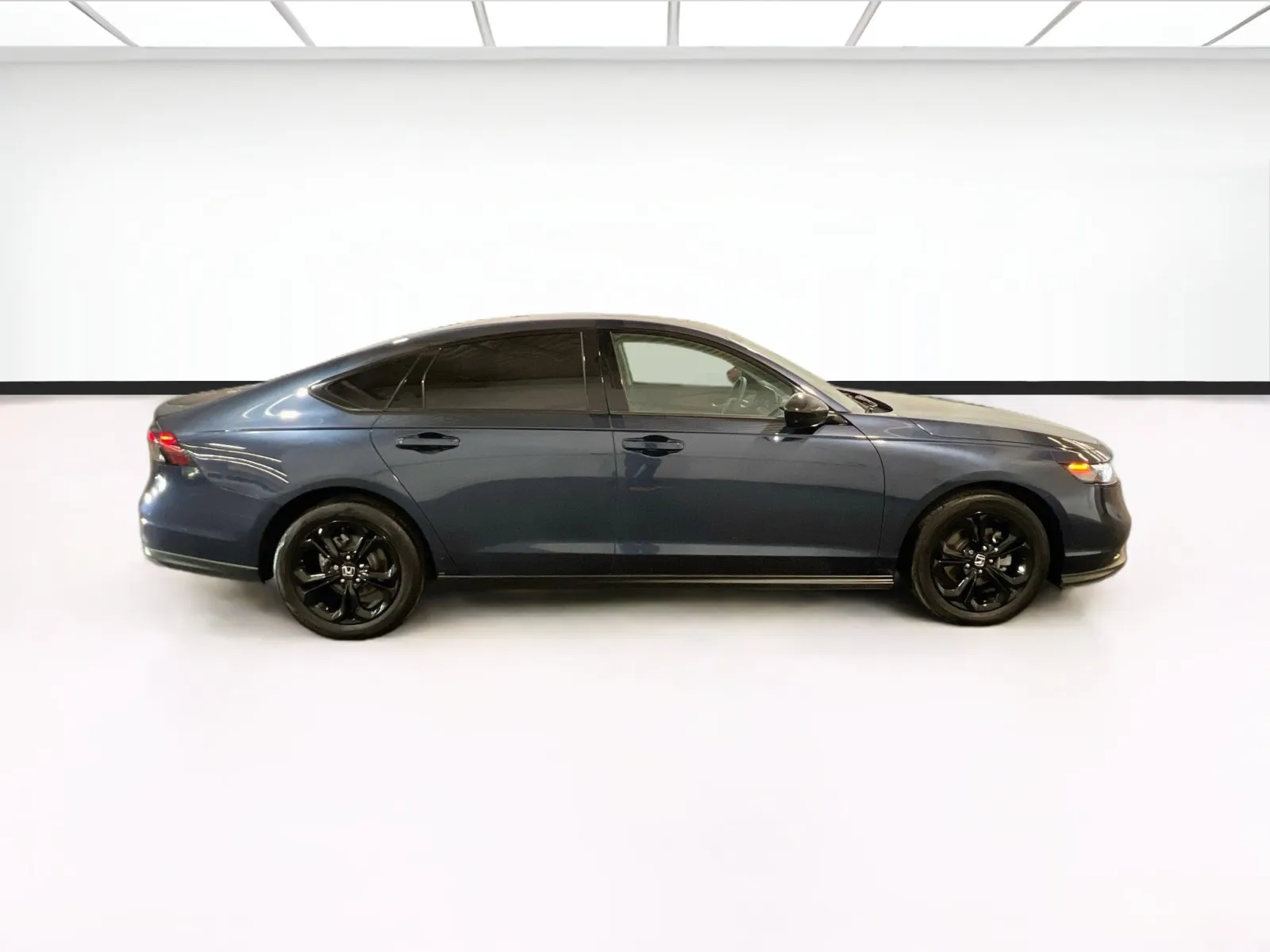 Honda Accord photo 24