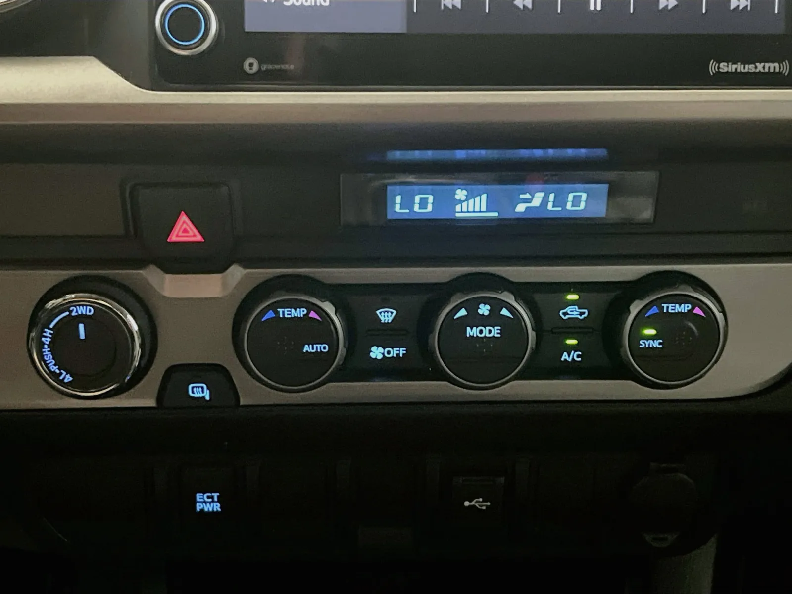 2021 Toyota Tacoma SR5 - Photo 11