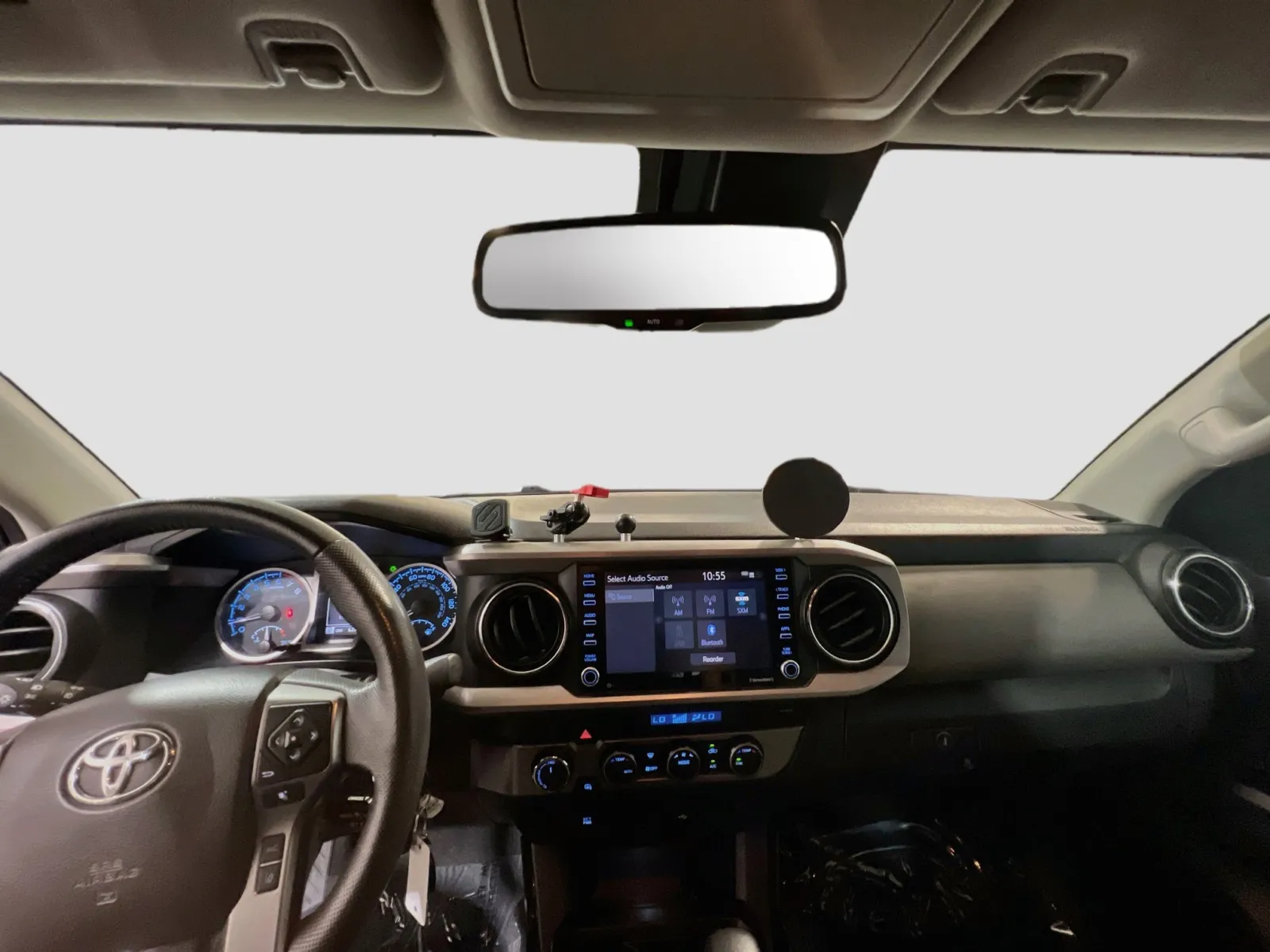 2021 Toyota Tacoma SR5 - Photo 15