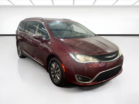 Another view of 2020 Chrysler Pacifica Hybrid Limited for sale in Chandler, AZ at STG Chandler
